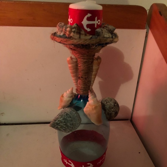 Hand made beach theme wine glass - Picture 2 of 2